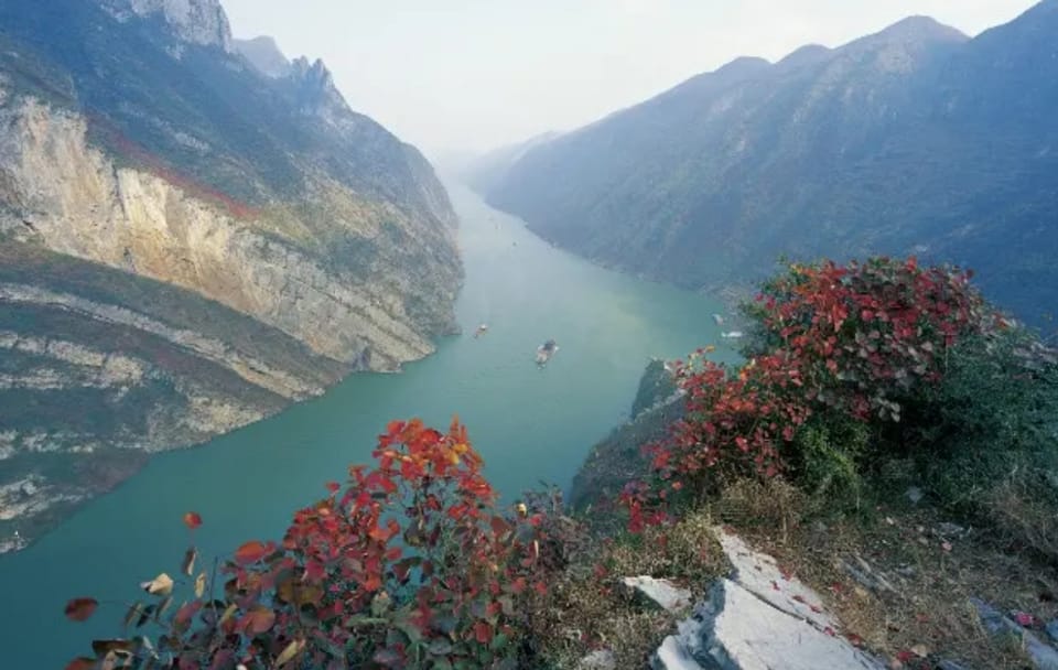 Chongqing City Tour and Yangtze River Cruise Experience