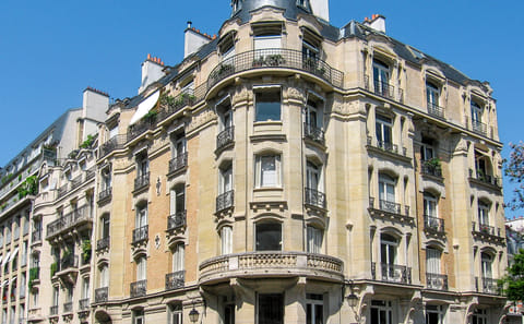 French Conversation Class with Coffee at Café de Flore in Paris