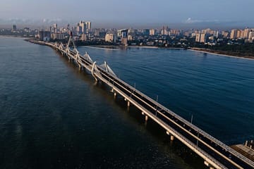 Dar es Salaam: Private Layover Tour with Airport Transfer