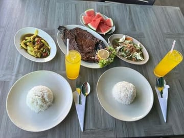 Langkawi Floating Lunch Local Cook and Grill Experience