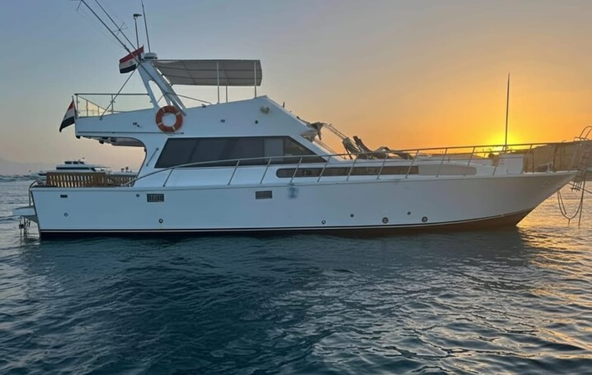 Private Boat , Fishing & Snorkeling Full Day & Lunch – Hurghada