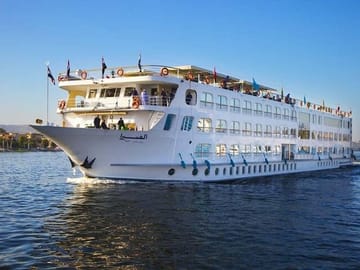 4-Day Private Nile Cruise from Aswan to Luxor with Tours