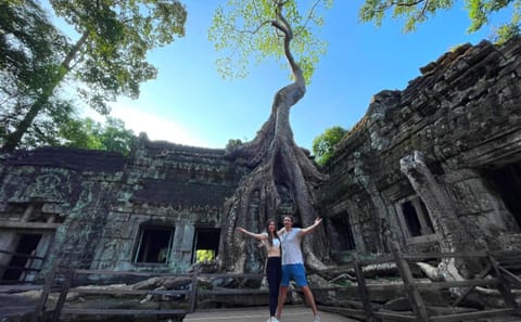 7-Day Private Tour of Siem Reap and Cambodia's Highlights