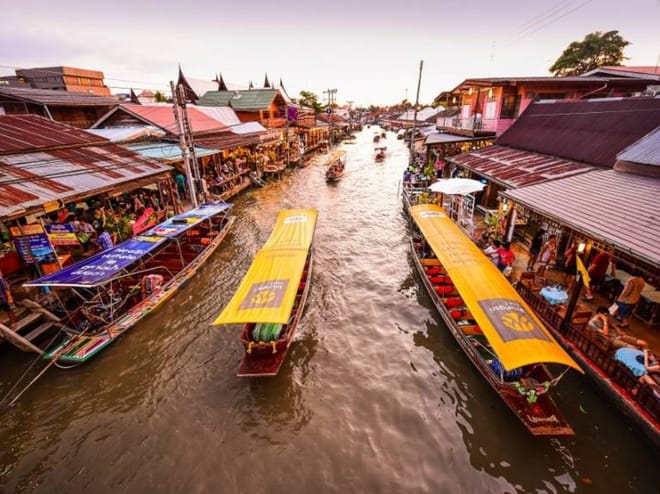 Amphawa Floating & Maeklong Railway Market - Private Tour from Hua Hin photo 4