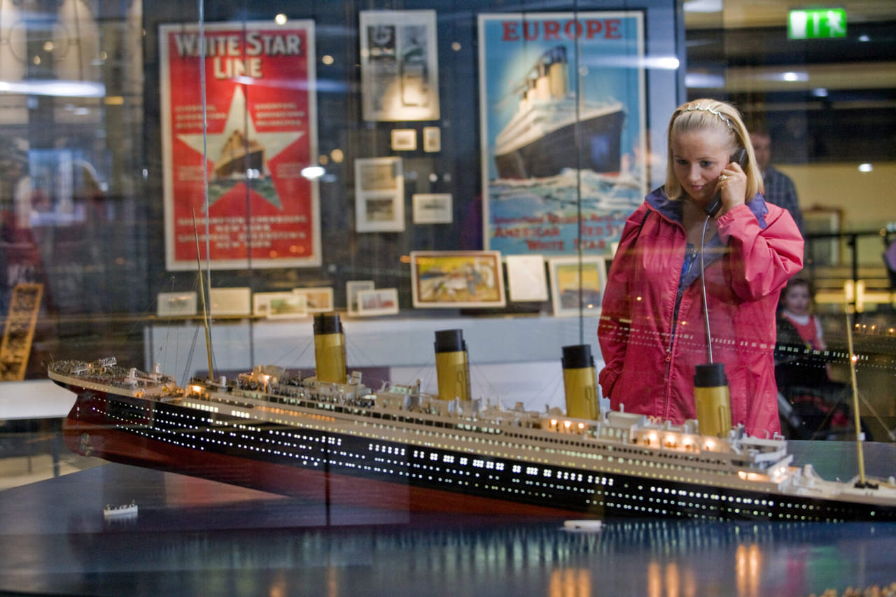 Best of Northern Ireland including Titanic Experience tour from Dublin 9