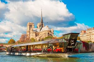 Louvre Museum Tickets and Seine River Cruise combo