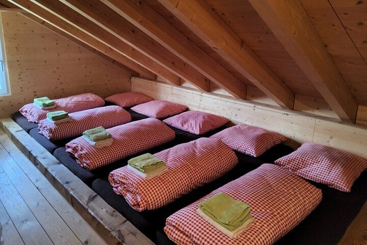 4 Day Trekking Tour Swiss Magic Through the Alps