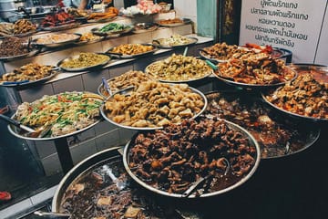 Discover the Secret of Chinatown Walking Tour with Food Tasting