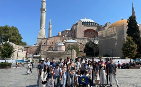 Istanbul Highlights Tour with Airport Pick-Up and Drop-Off