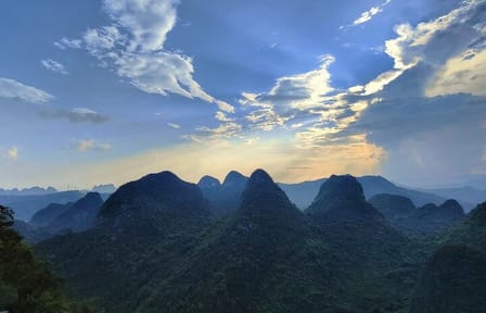 Li River Cruise Ruyi Peak via Ropeway Day Tour