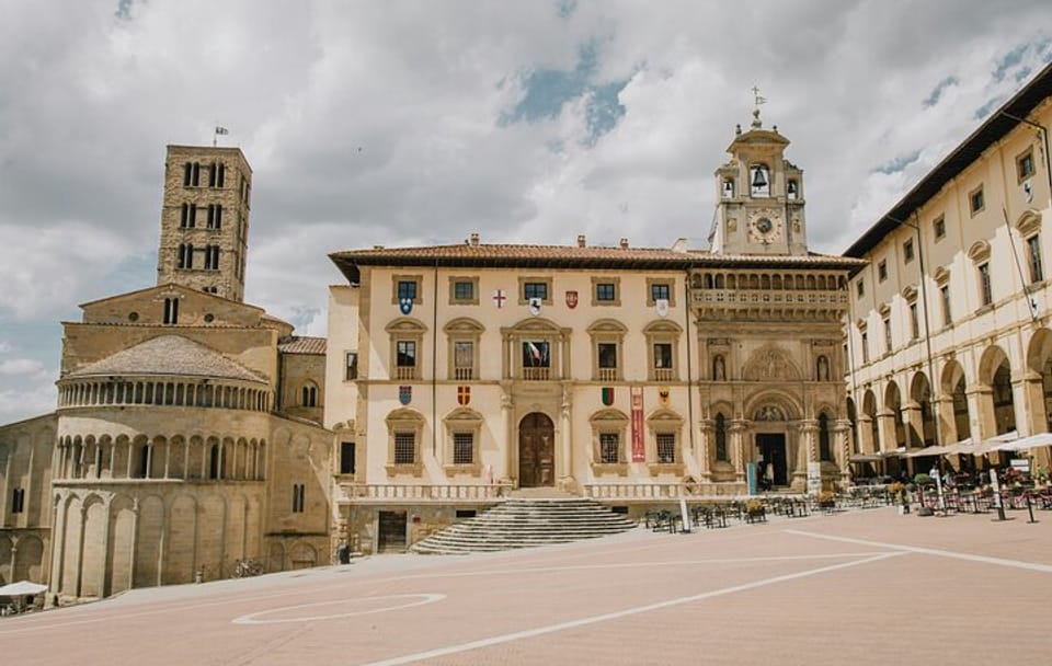 Private Cultural Tour of Arezzo from Rome by Minivan