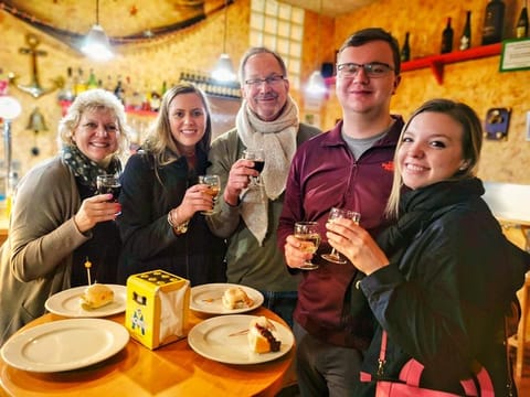 Barcelona Private Food & Drink Tour: Traditional Taverns & Tapas