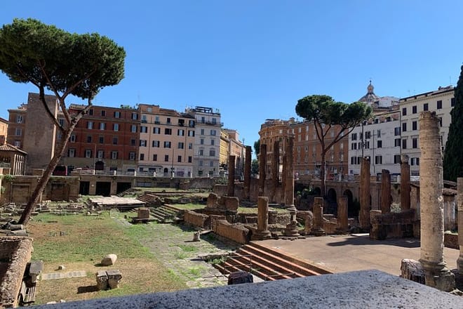 Tempio di Giuturna a Largo di Torre Argentina