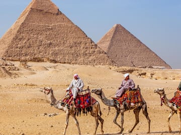 Private Two-Day Cultural Tour from Hurghada to Cairo and Giza