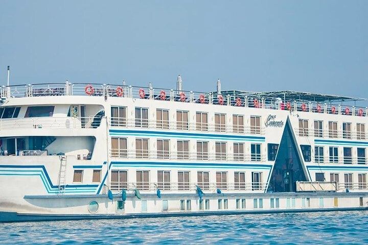 5 Days Deluxe Nile Cruise Luxor to Aswan Abu Simbel Air Balloon 4