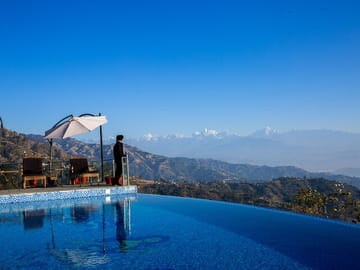 Dhulikhel Adventure Tour: Explore Bhaktapur and Namobuddha