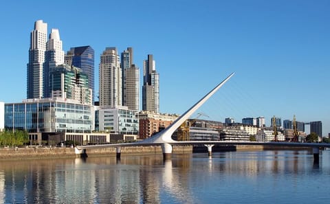 Small Group City Tour and River Cruise in Buenos Aires