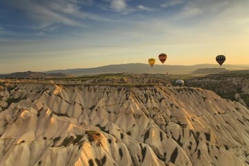 5-Day Tour of Istanbul and Cappadocia with return flights