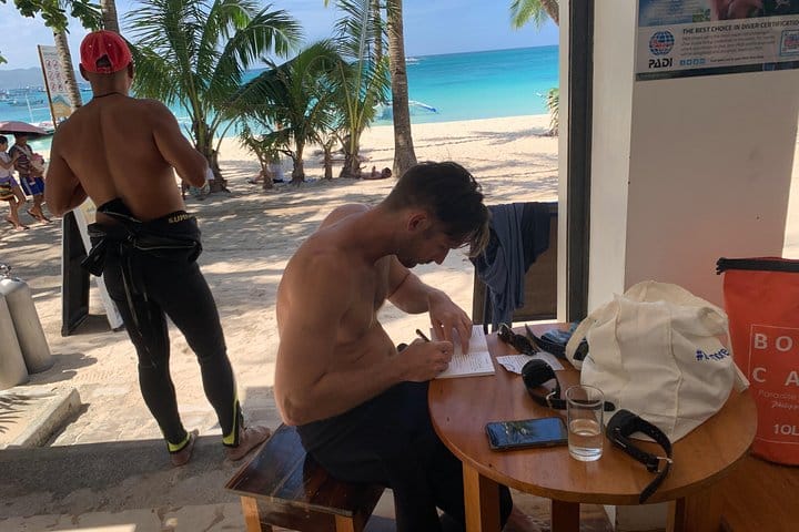 DiveGurus - Open Water Diver Course SSI/PADI 8