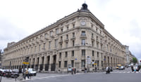 Luxury and Pleasure: Louvre Lifestyle 2