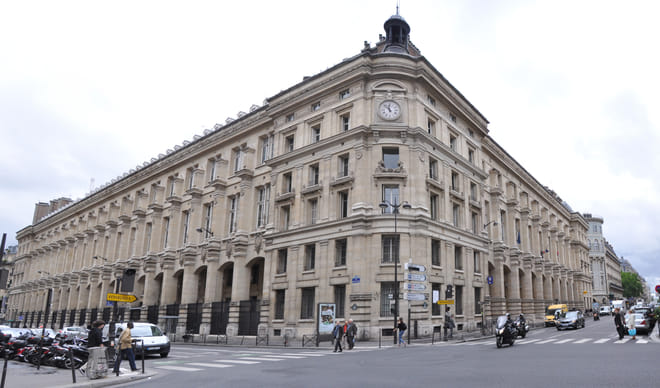 Luxury and Pleasure: Louvre Lifestyle photo 2