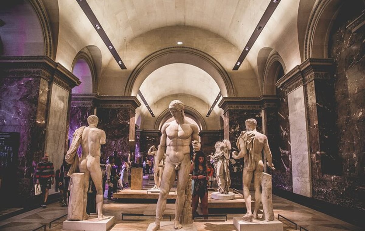 Full Day Paris City Pass: 50 Museums, Unlimited Hop On/Off Cruise