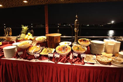 Dubai Water Canal Dhow Cruise with Dinner – Surprise Tourism
