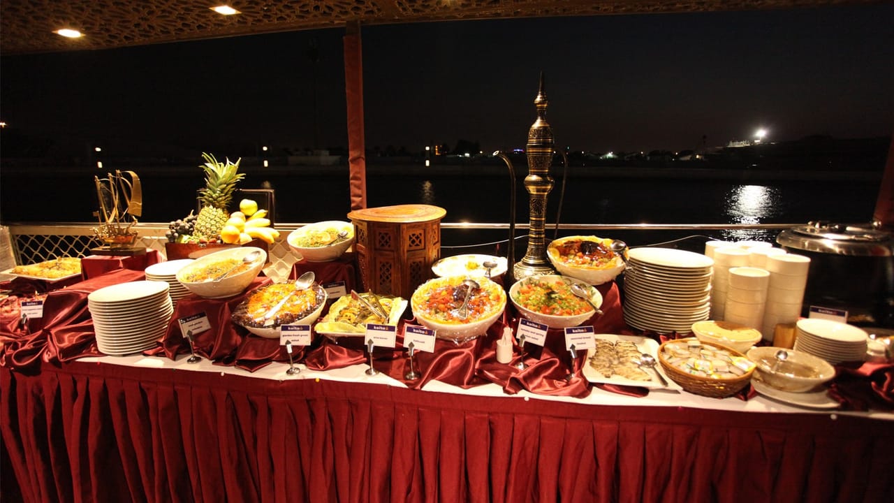 Luxury Dubai Canal Cruise with Dinner
