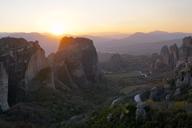 3 Days Private Tour: Delphi & Meteora  6