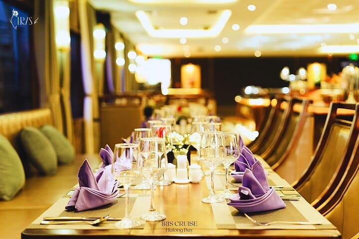 IRIS CRUISE - 5 Star Day Cruise - Halong Bay 1 Day - JACUZZI POOL