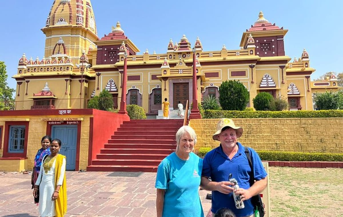 Mumbai to Bhopal Visit Ancient Caves, Temples & Mughal Monuments