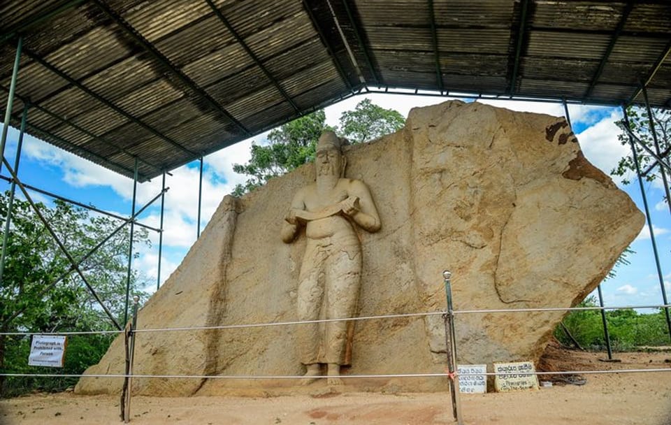Sigiriya Rock Fortress and Polonnaruwa Tour from Kandy