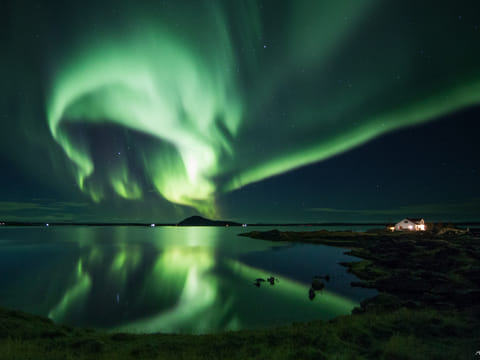 Northern Lights tour from Lake Mývatn, photo 3