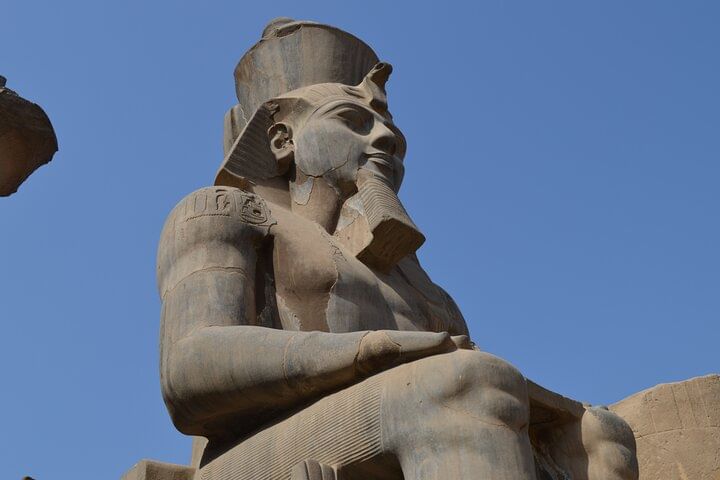 Full-Day Private Tour to Cairo from Hurghada by Bus
