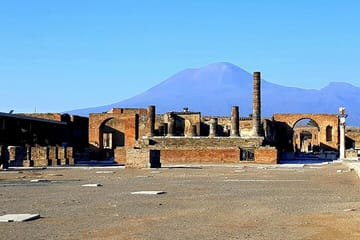 Private 12-Hour Cultural Tour of Pompeii from Rome