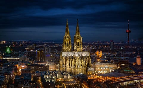 Private 5-Hour Cultural Tour of Cologne's Highlights