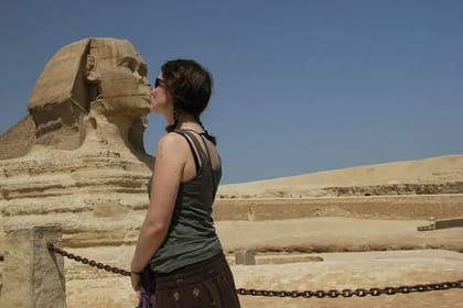 Private Half Day Tour to Giza Pyramids and Sphinx with Camel ride