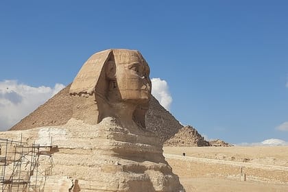 Great Pyramids Day Tour with Lunch