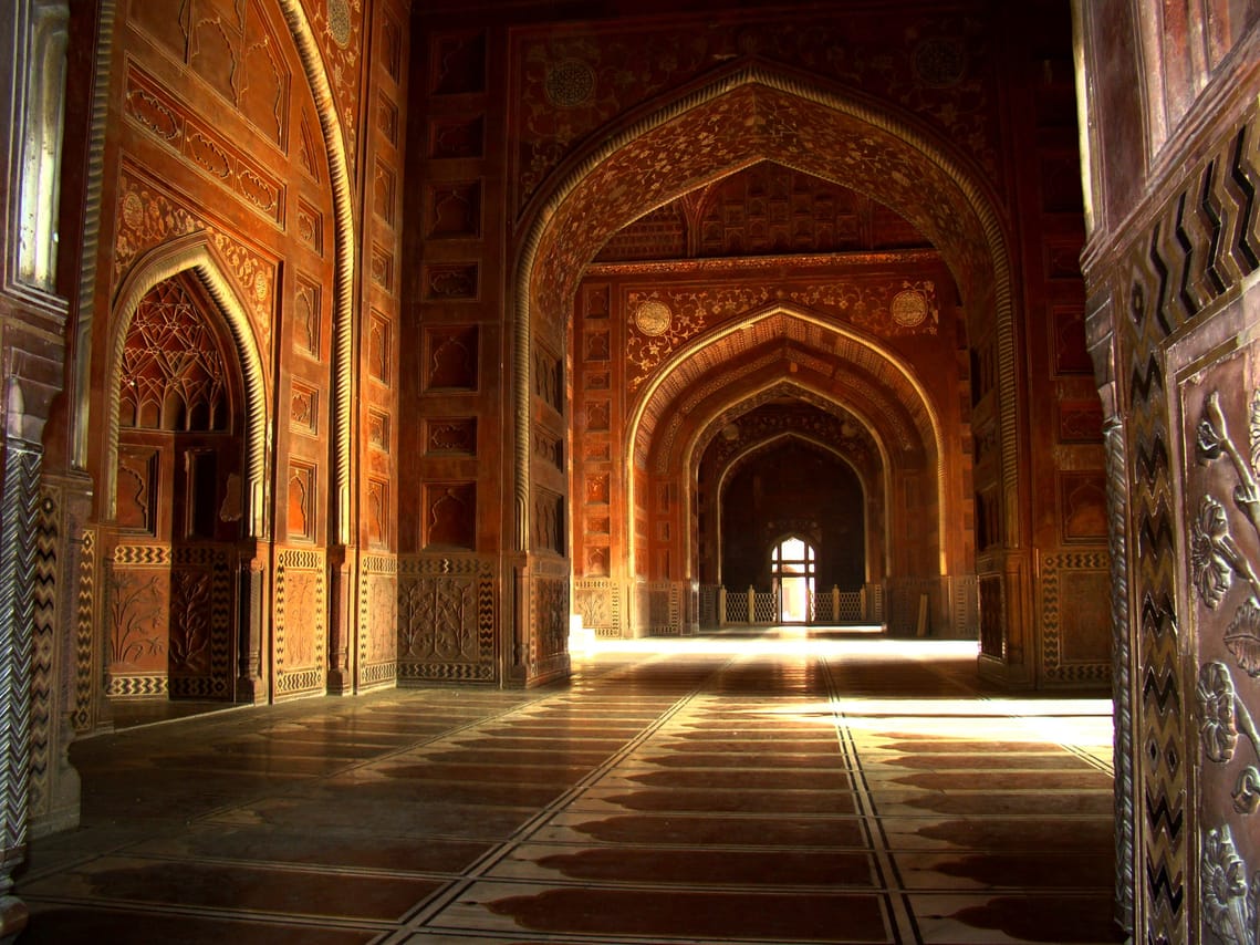 Agra Sightseeing tour Includes Guide and Private AC vehicle 6