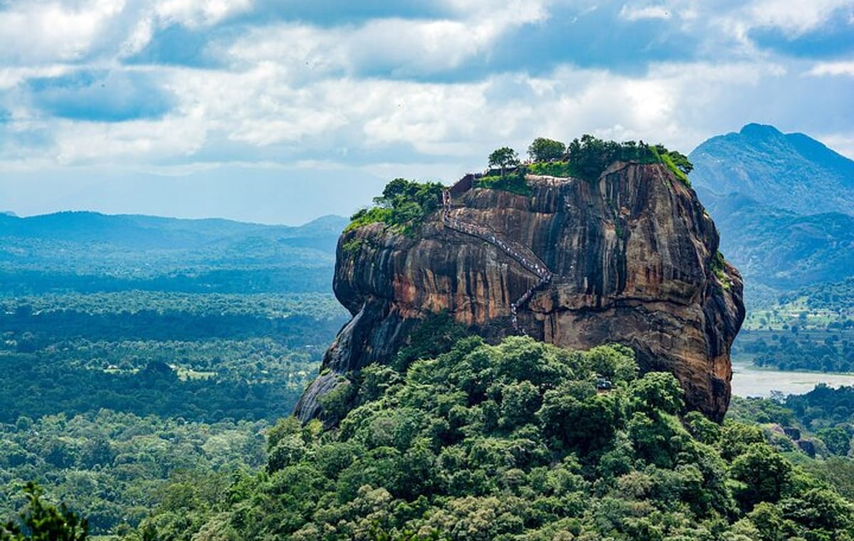 Sigiriya Rock Dambulla Cave and Village Tour From Trincomalee