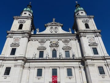 Discover Salzburg: Old Town Highlights Tour