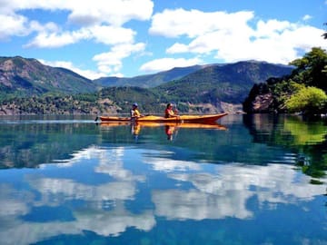 Kayaking Tour of Machonico Lakes in San Martín de los Andes