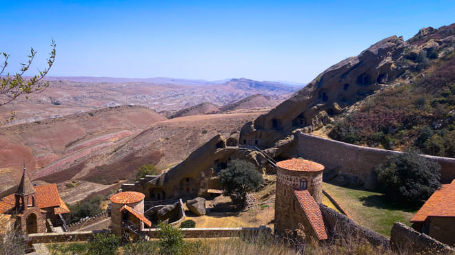 Tbilisi: Private Tour to Rainbow Mountains – David Gareja – Semidesert – Lake 4