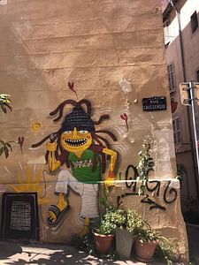 Food tour and Street art in the oldest district in Marseille: le Panier