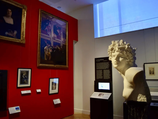 Private Carnavalet Museum Tour - High