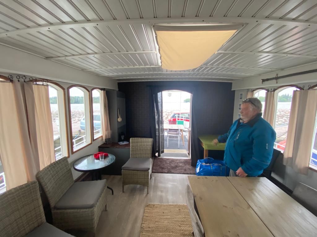 Moottorijahdin sisustus