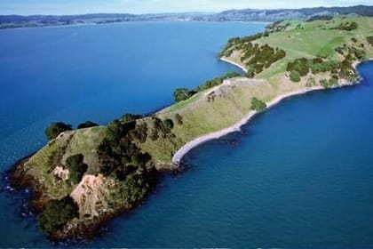 Duder Regional Park Full-Day Walking Tour