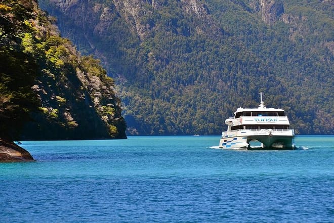 Bariloche: Puerto Blest, Cantaros Waterfall and Frias Lake photo 2