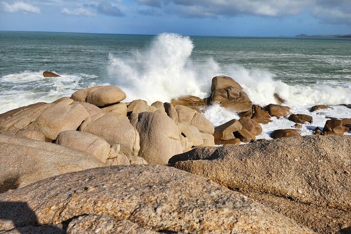 Waves crashing at Boomer Beach, Port Elliot
