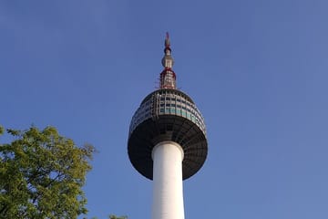 Seoul Morning Tour: Seoul Tower, Namsan Hanok Village, The War Memorial of Korea